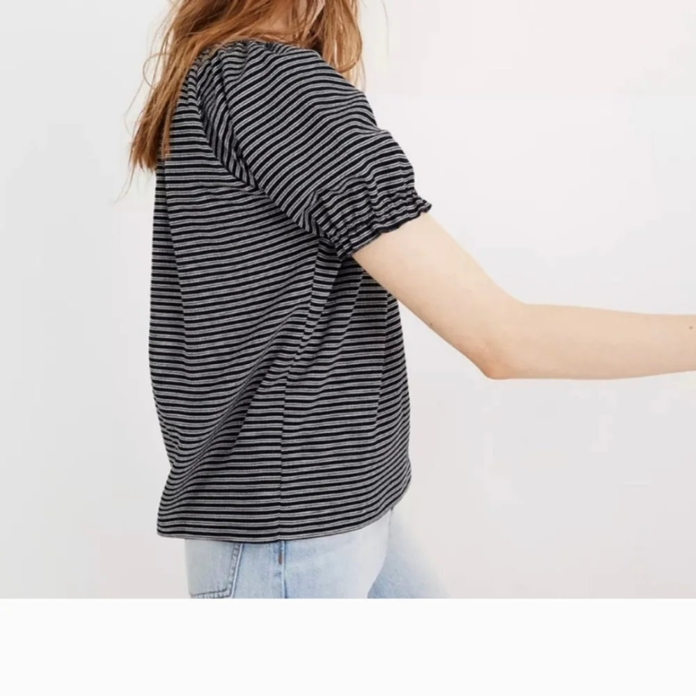 Madewell NWT Blue White Striped Smocked Neck Puff Sleeve Casual Coastal Top Med.